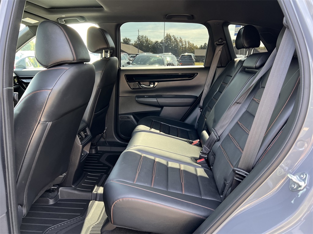 2024 Honda CR-V Hybrid Sport Touring photo 11