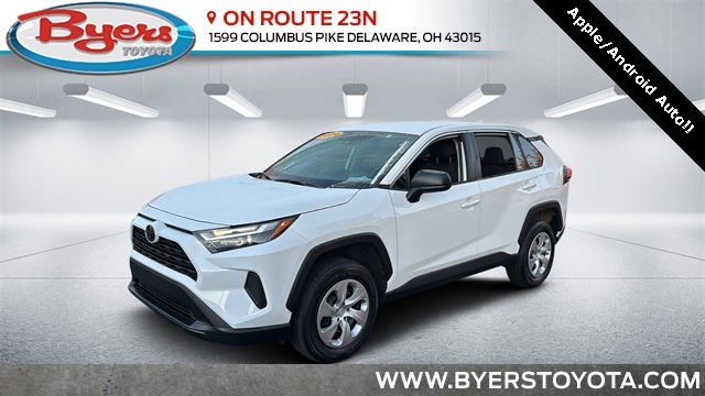2024 Toyota RAV4 LE's photo