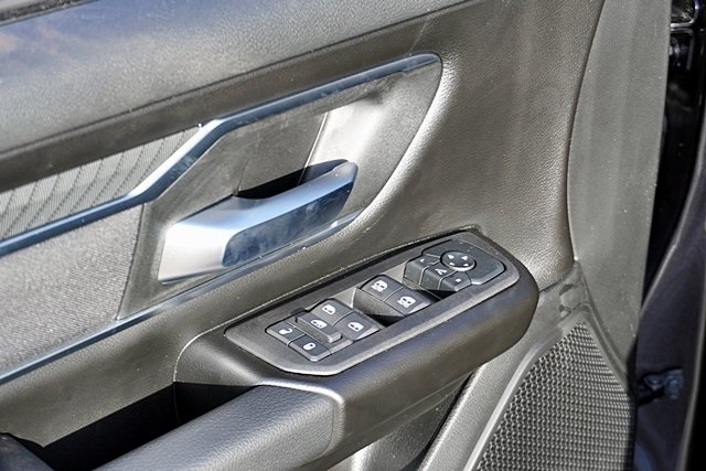 New 2026 Granite Crystal Metallic Clear-Coat Exterior Paint RAM Big Horn/Lone Star image 30