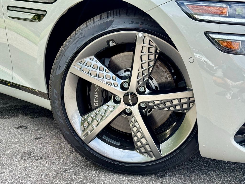 2026 Genesis G80 2.5T Sport Prestige AWD photo 3