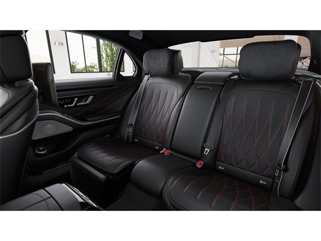 2024 Mercedes Benz S AMG 63 4MATIC photo 4