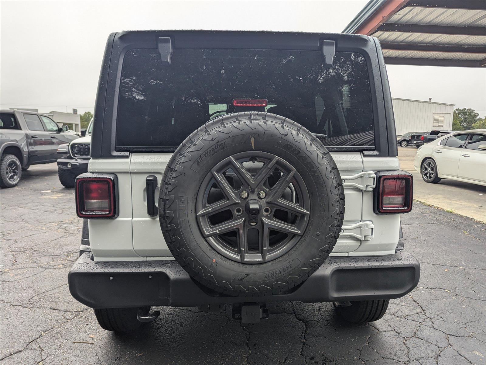 2025 Jeep Wrangler Sport S photo 4