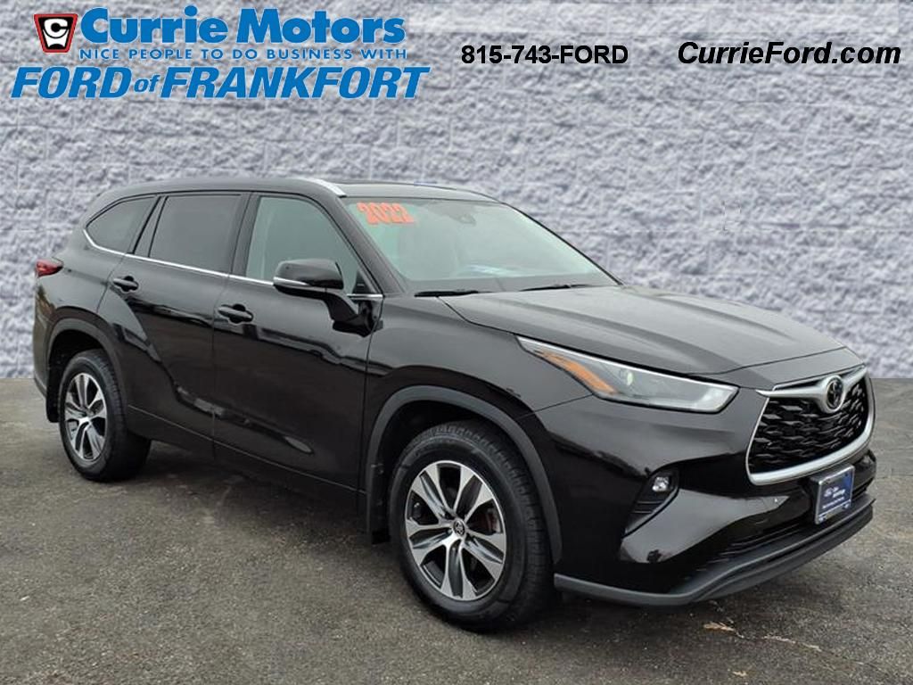 2022 TOYOTA HIGHLANDER - Image 1