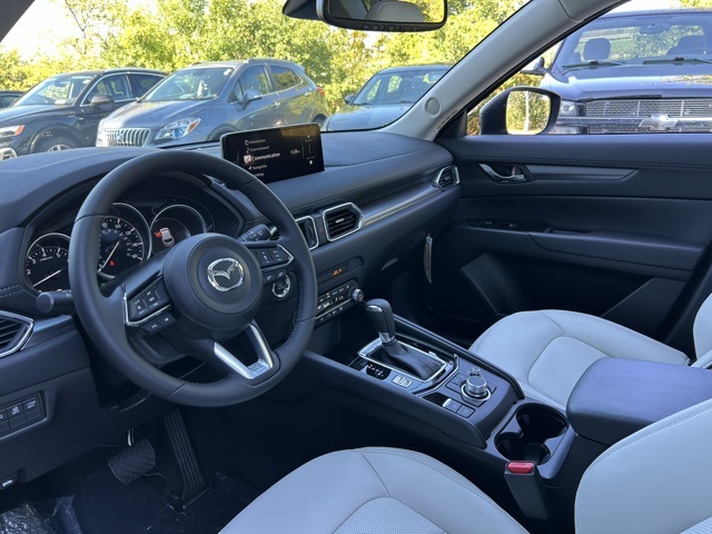 2025 Mazda CX-5 2.5 S Preferred photo 23