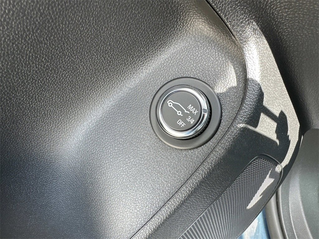 2025 Buick Envista Avenir photo 16