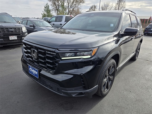 2025 Honda Pilot Black Edition photo 2