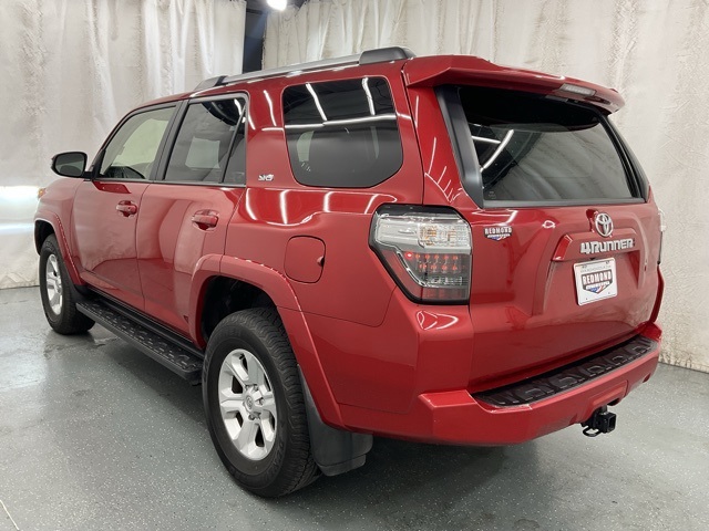 2024 Toyota 4Runner SR5 Premium photo 4