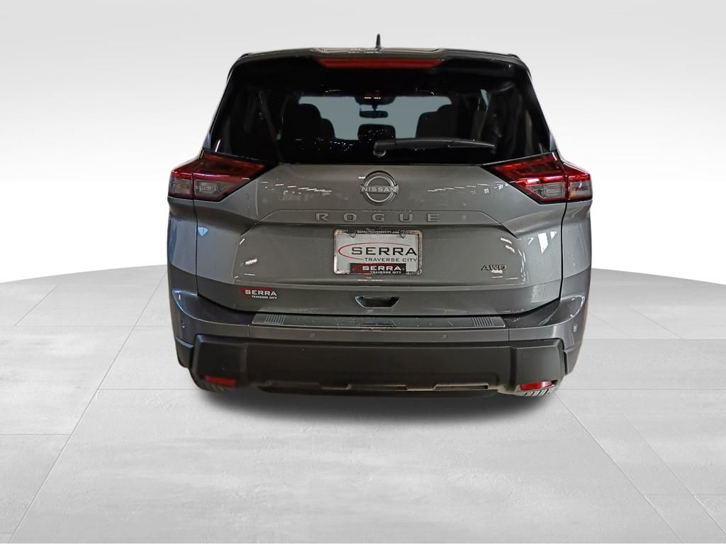 2026 Nissan Rogue SV photo 4
