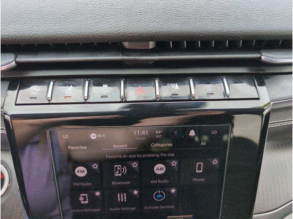 2023 Jeep Grand Cherokee Laredo photo 9