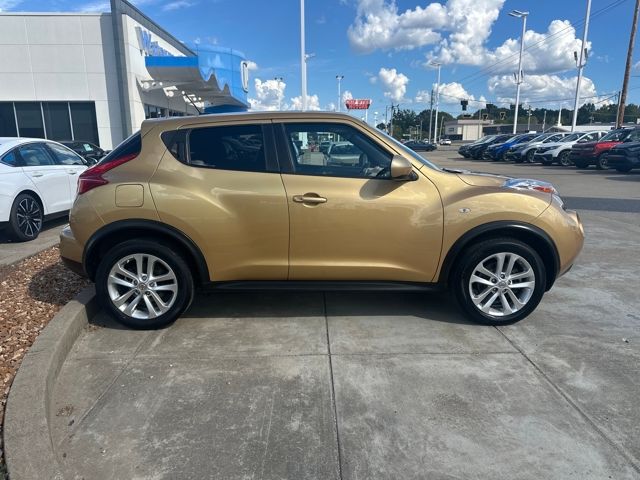 2014 Nissan Juke SL photo 4