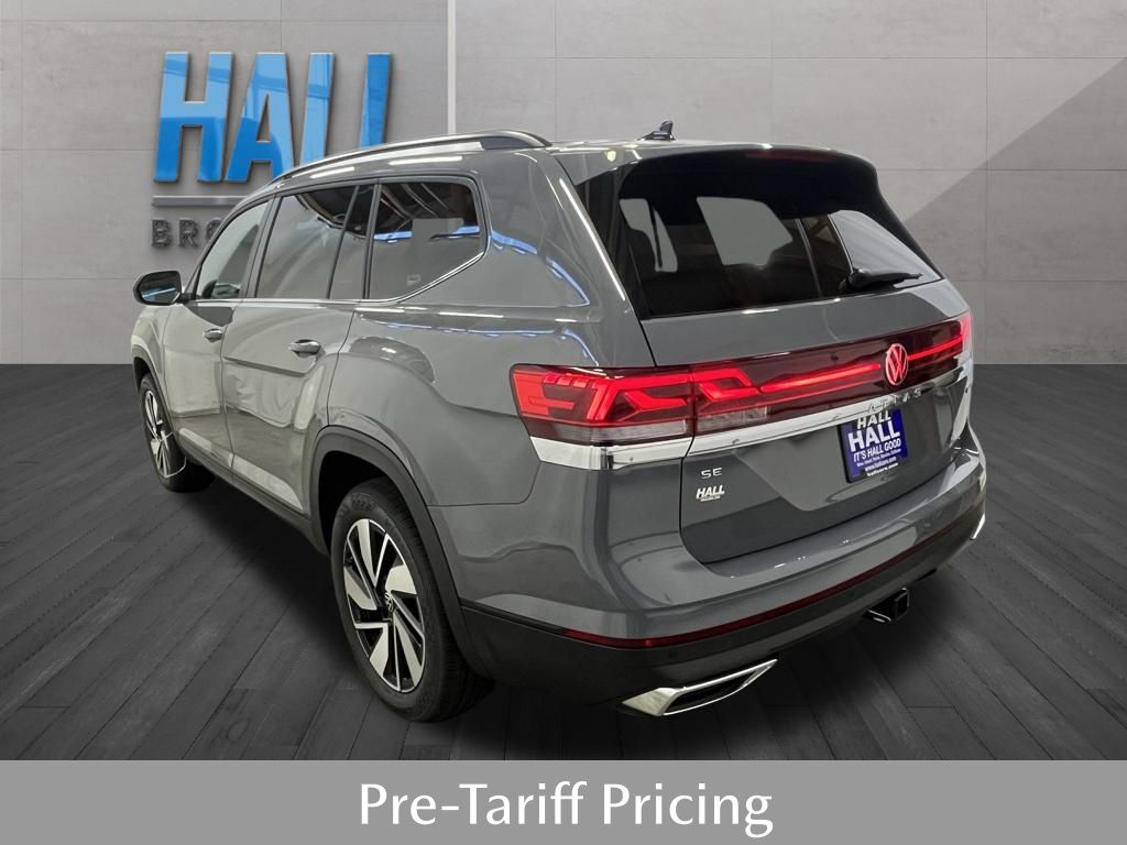 2025 Volkswagen Atlas SE Technology photo 3