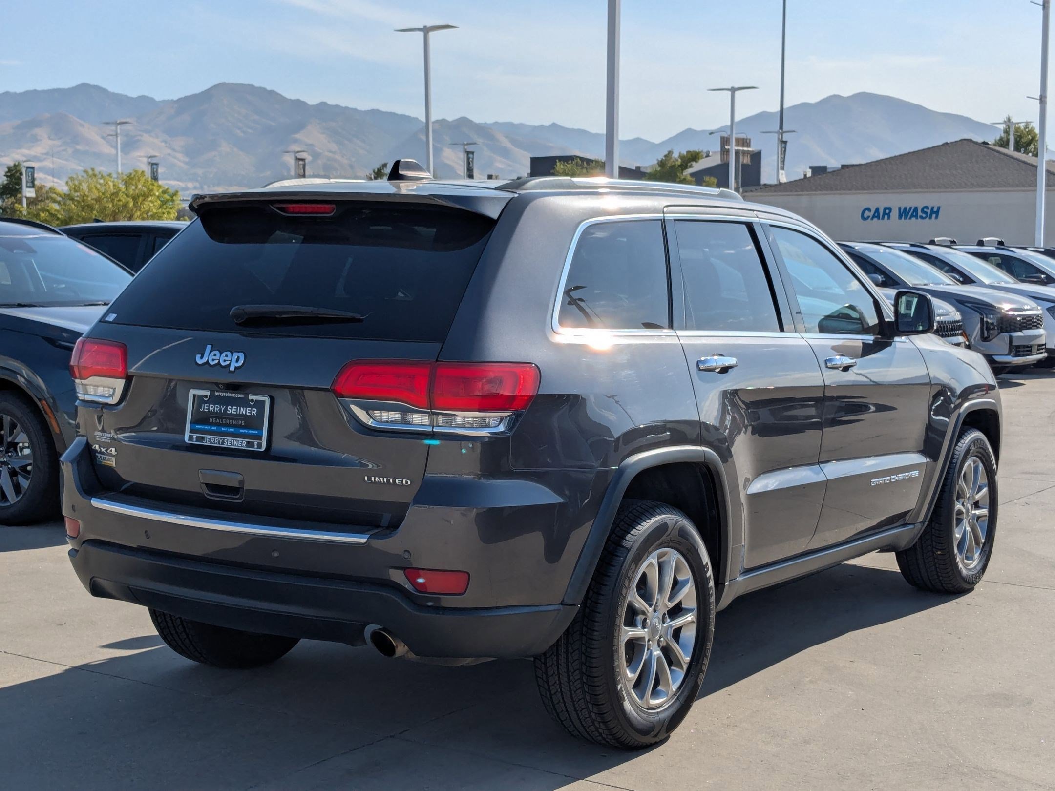 2015 Jeep Grand Cherokee Limited photo 4