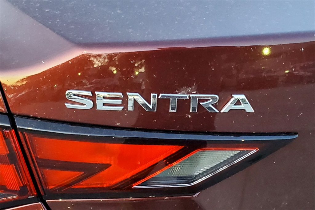 2025 Nissan Sentra SV photo 6