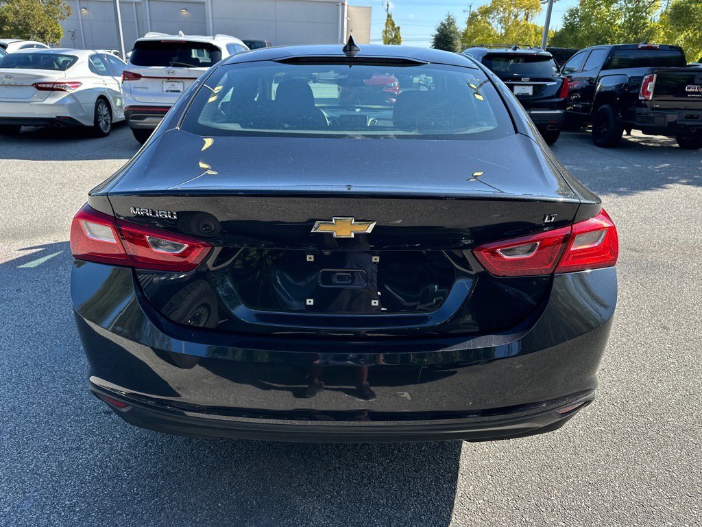 2023 Chevrolet Malibu 1LT photo 4