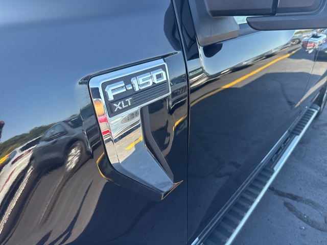 2025 Ford F-150 XLT photo 28