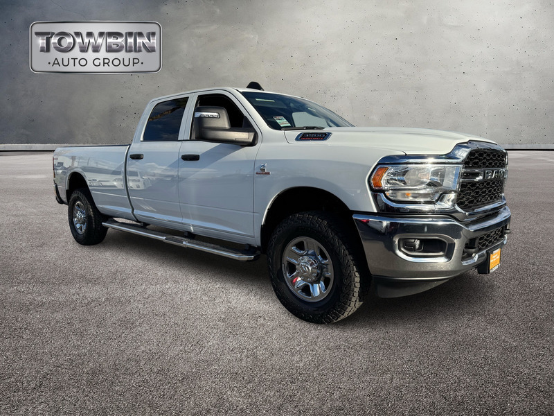 2024 Ram 3500 Tradesman photo 2
