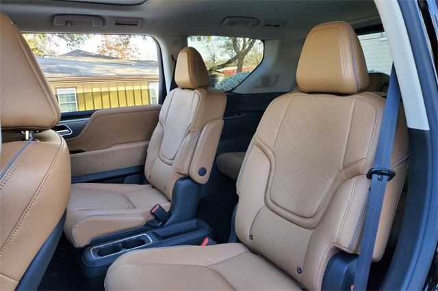 2025 Infiniti QX80 Luxe photo 19
