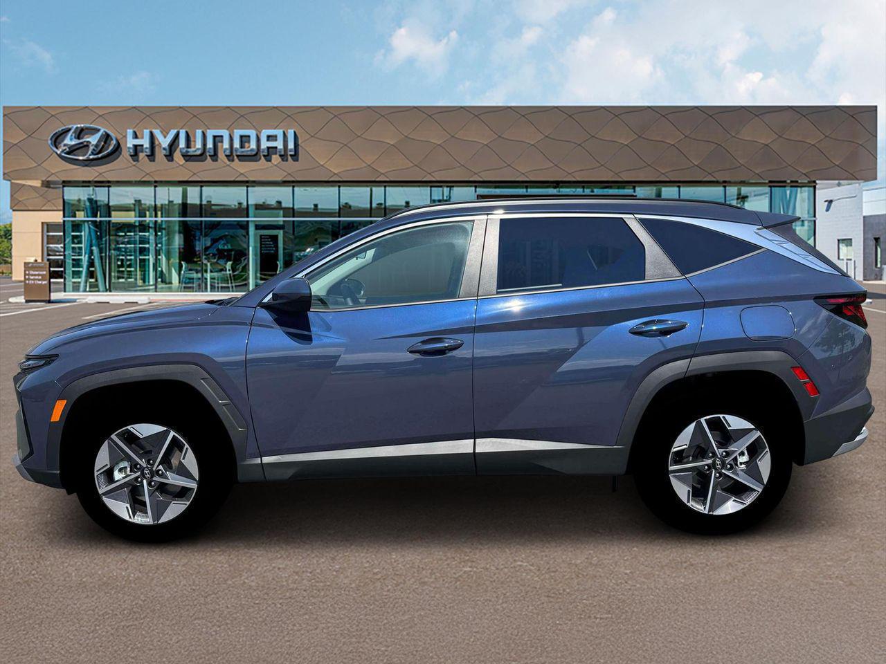 2026 Hyundai Tucson SEL photo 2