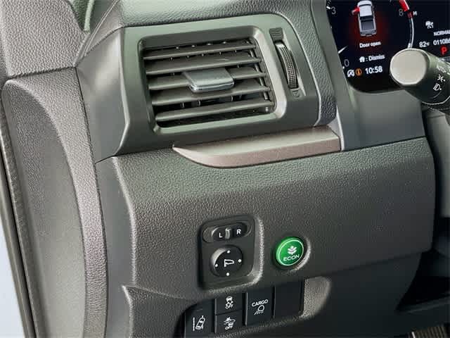 2024 Honda Ridgeline RTL photo 11