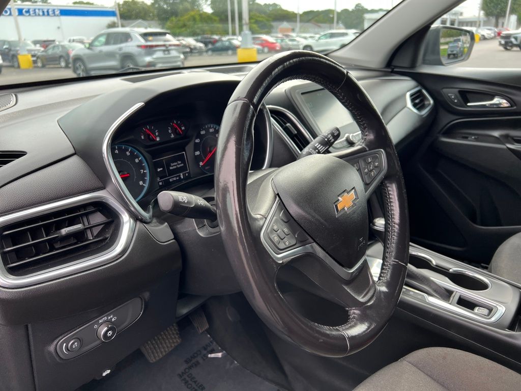 2018 Chevrolet Equinox LT photo 11