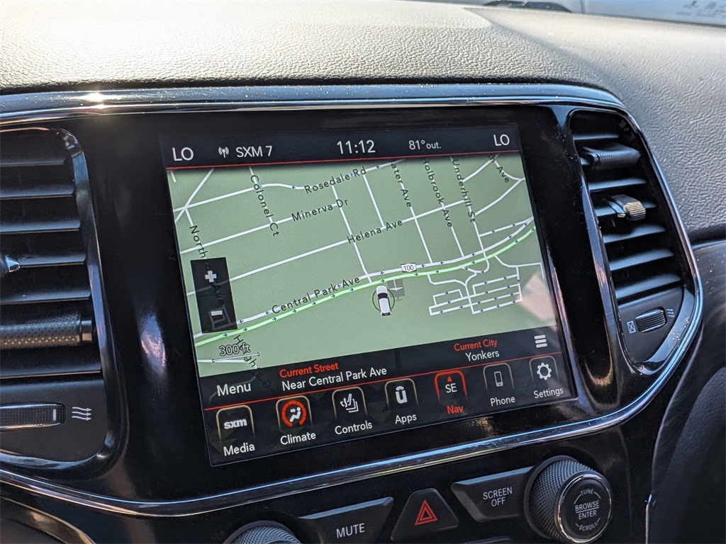 2020 Jeep Grand Cherokee Altitude photo 15