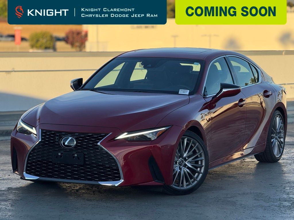 2023 Lexus IS 300's photo