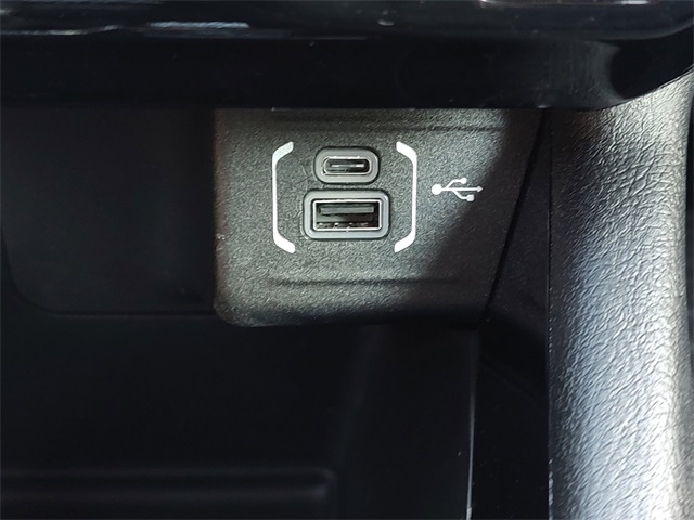 2025 Jeep Compass North Edition Latitude photo 18