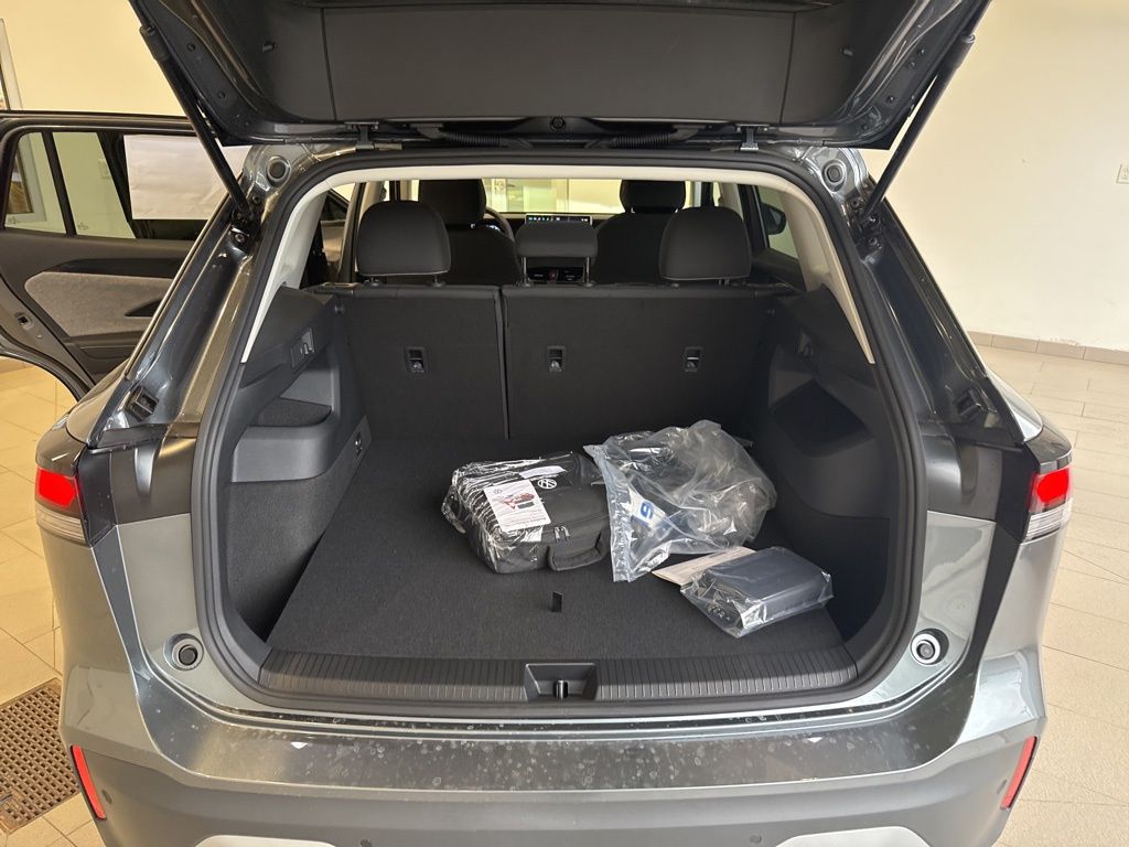 2025 Volkswagen Tiguan S photo 15