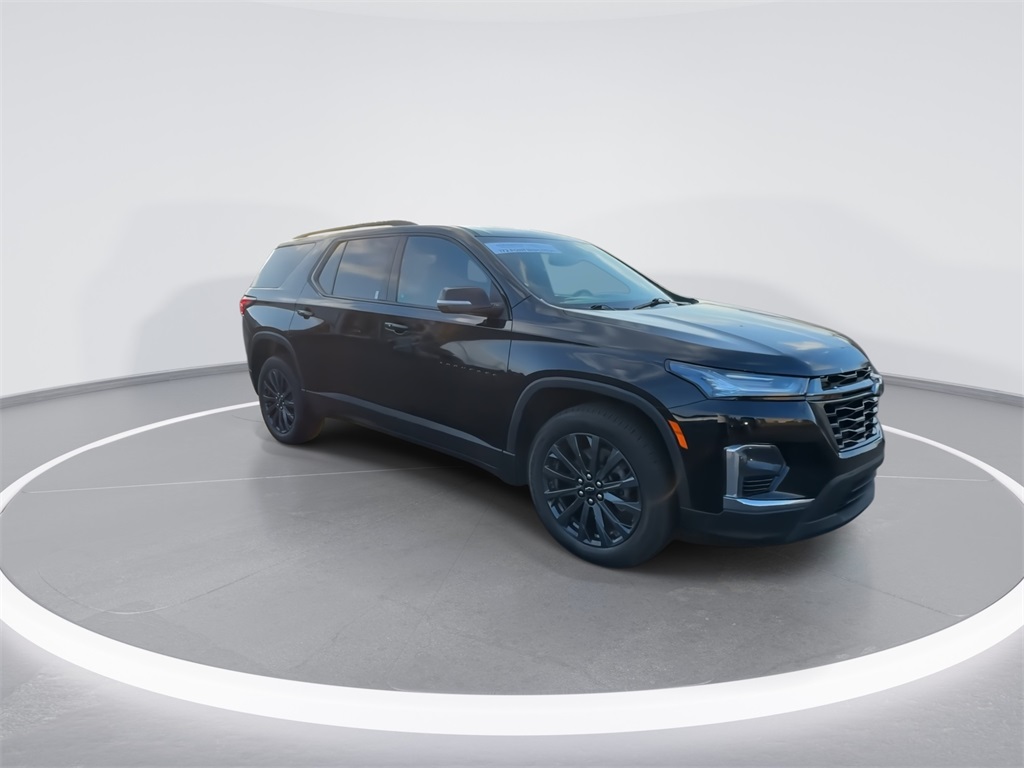 2023 Chevrolet Traverse RS photo 2