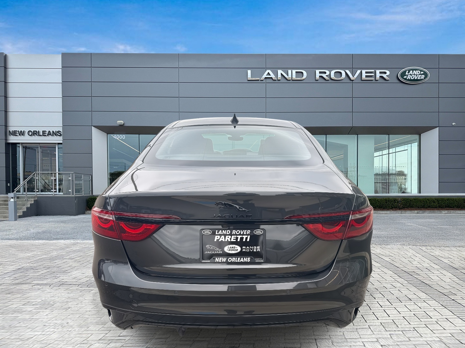 2024 Jaguar XF P300 R-Dynamic SE photo 6