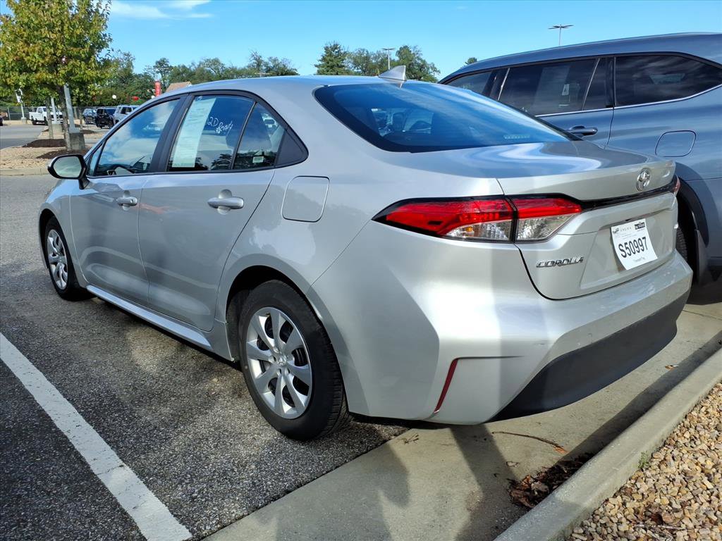 2024 Toyota Corolla LE photo 3