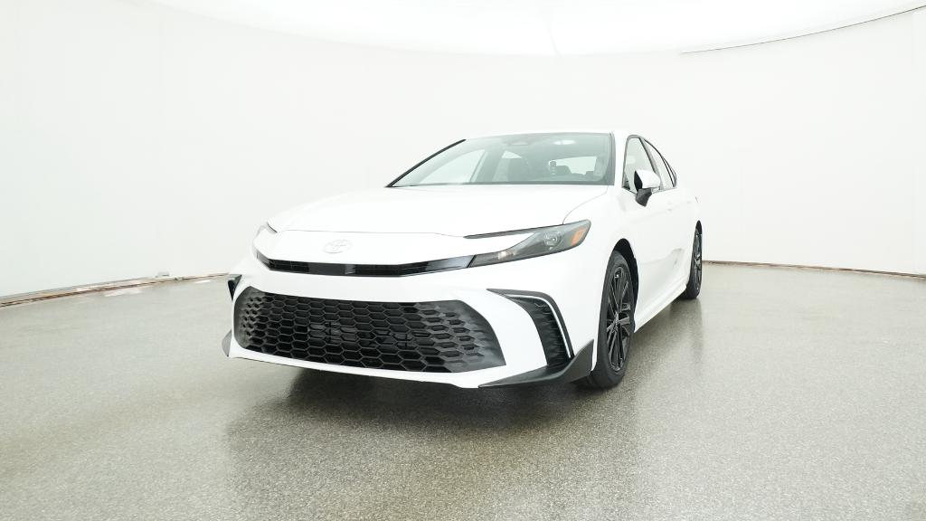 2026 Toyota Camry SE photo 4