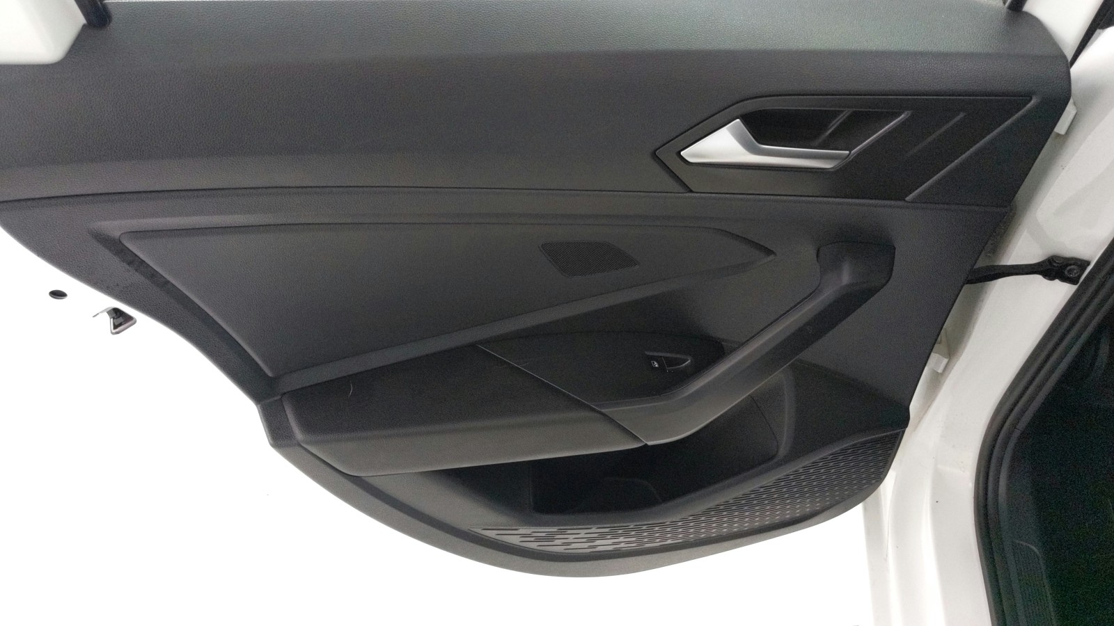 Used 2024 WHITE Volkswagen S image 26