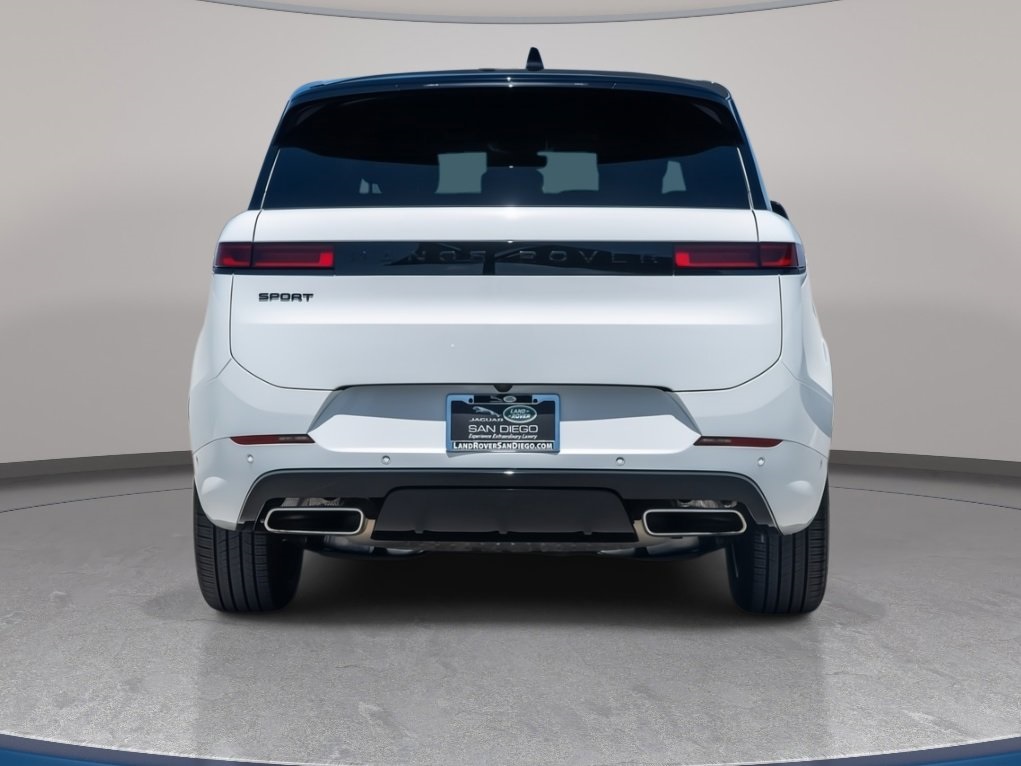 2025 Land Rover Range Rover Sport SE photo 4