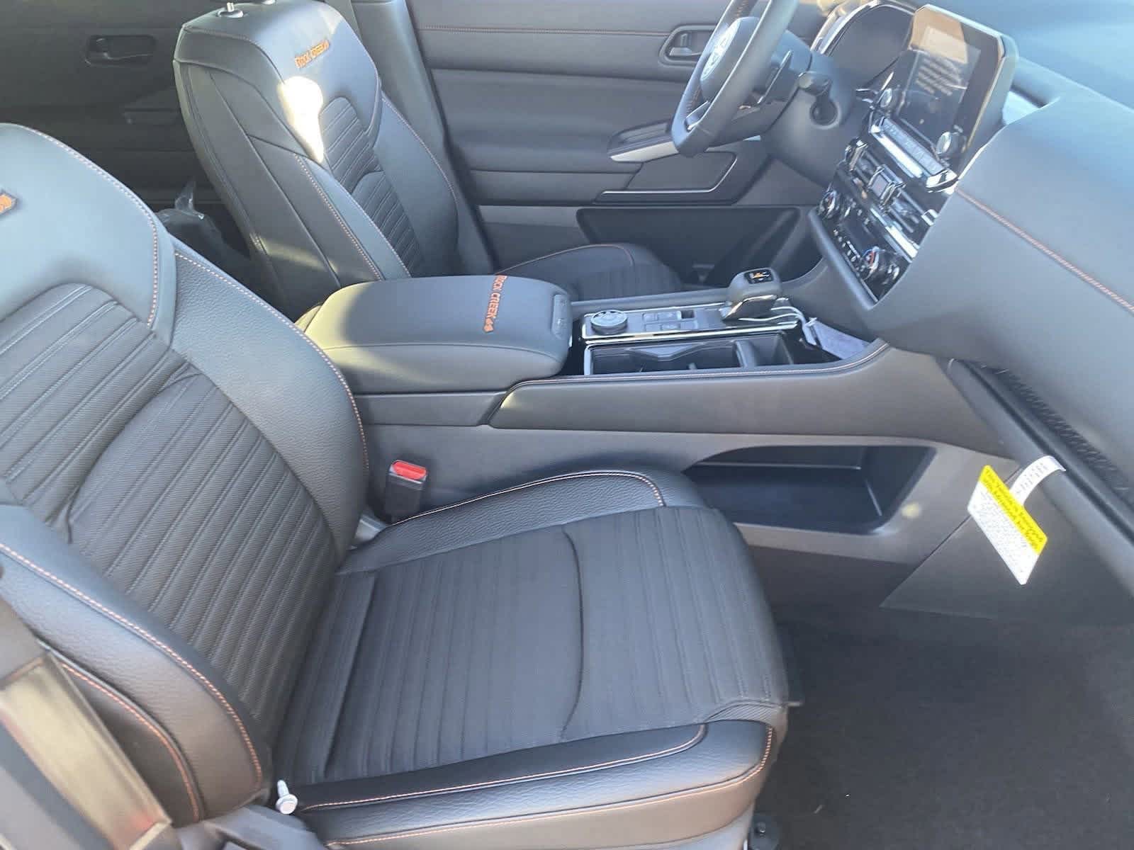 2025 Nissan Pathfinder Rock Creek photo 7