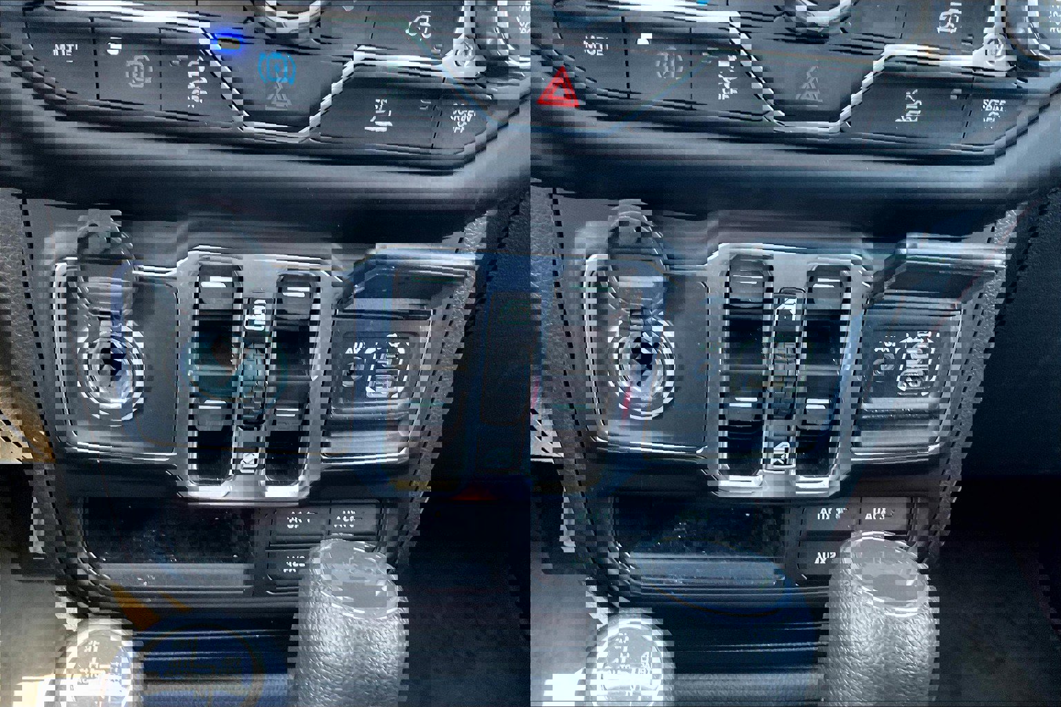 2023 Jeep Wrangler Base 4xe photo 28