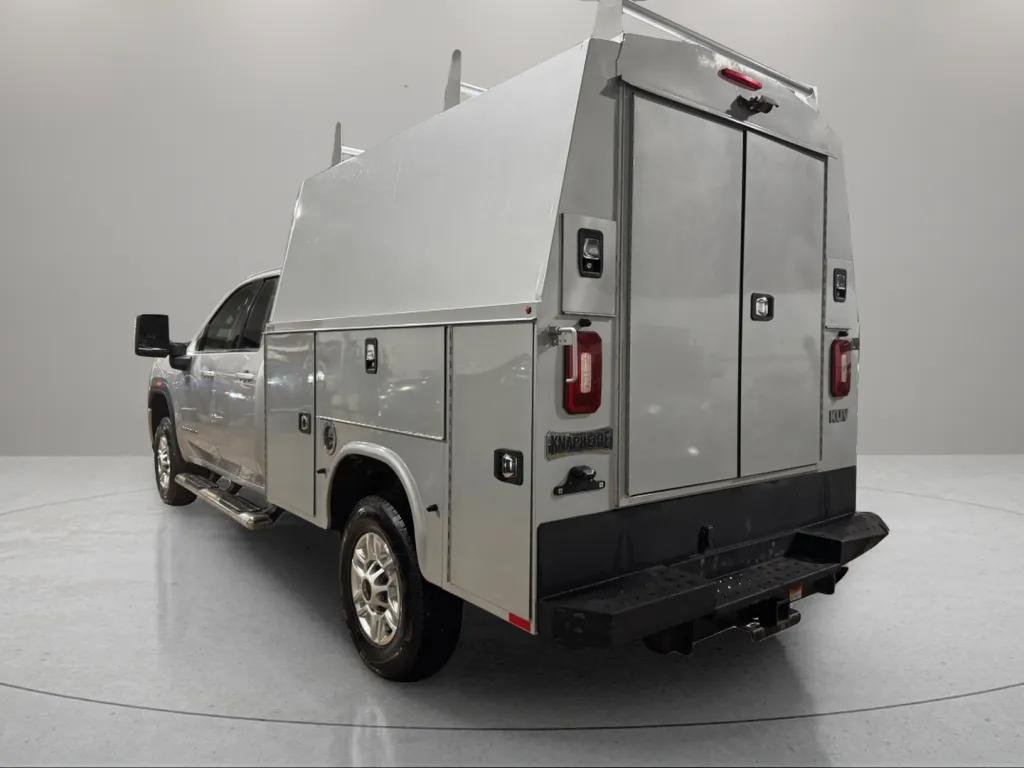 2023 Gmc Sierra 2500 HD SLE photo 3