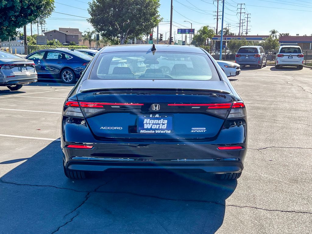 2025 Honda Accord Hybrid Sport photo 8