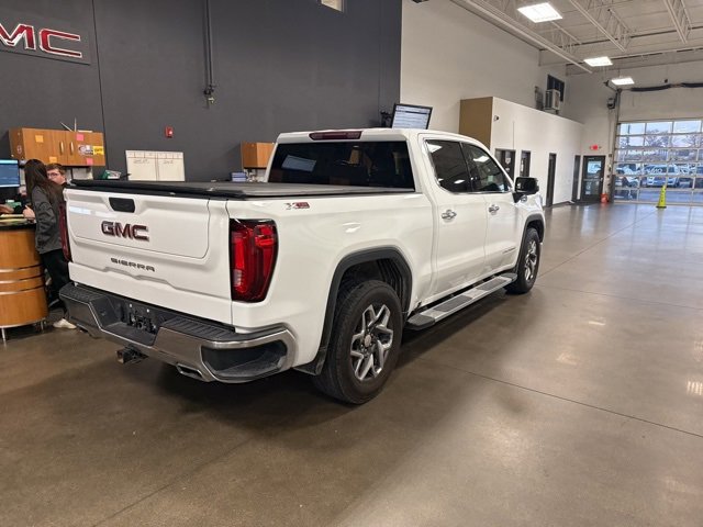 2023 Gmc Sierra 1500 SLT photo 3