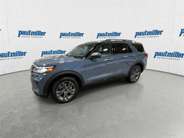 2026 Ford Explorer photo 3