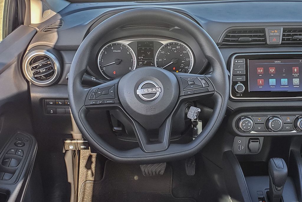 2025 Nissan Versa S photo 23