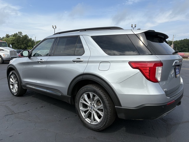 2022 Ford Explorer XLT photo 6