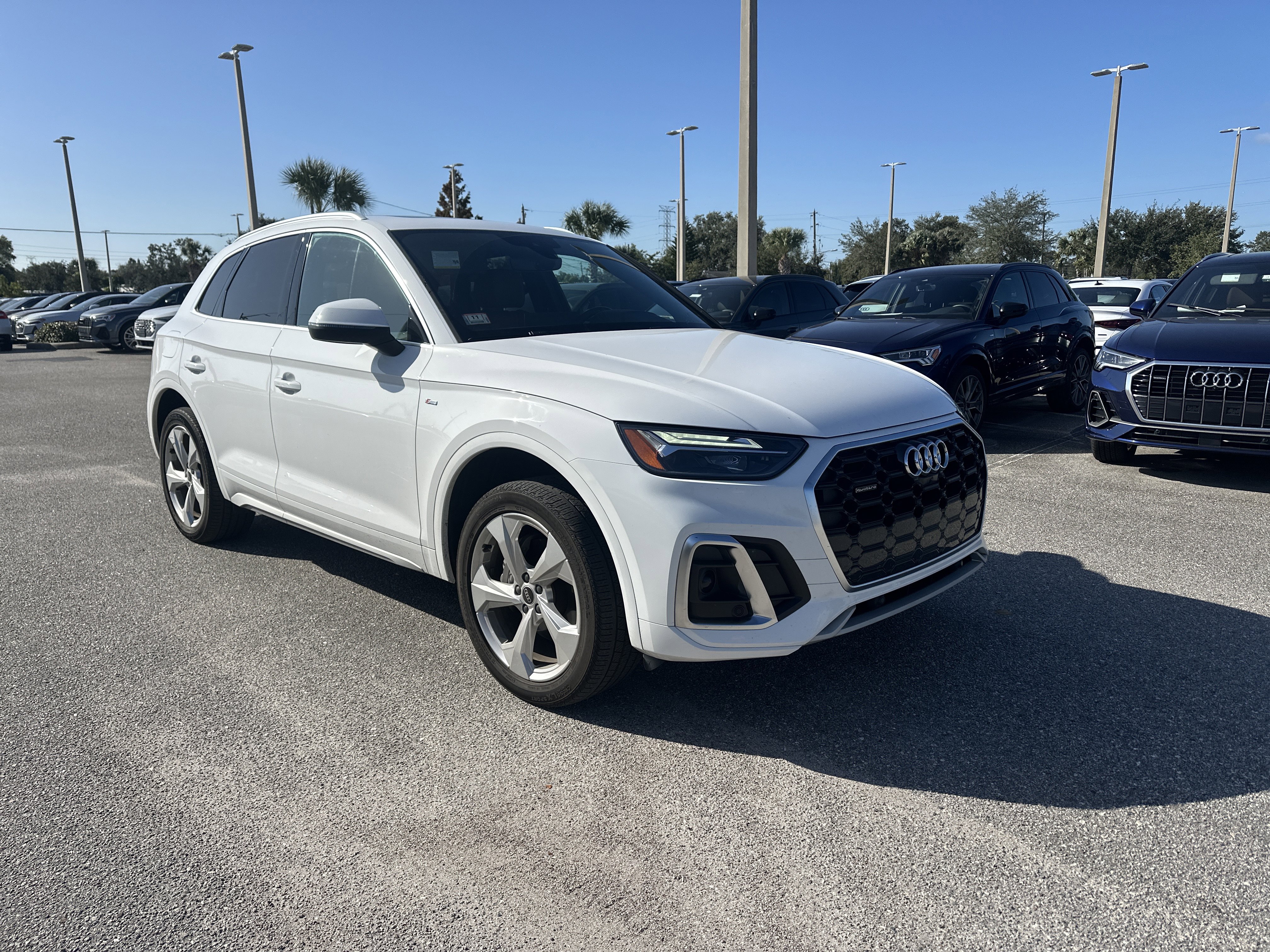 2024 Audi Q5 Premium Plus's photo