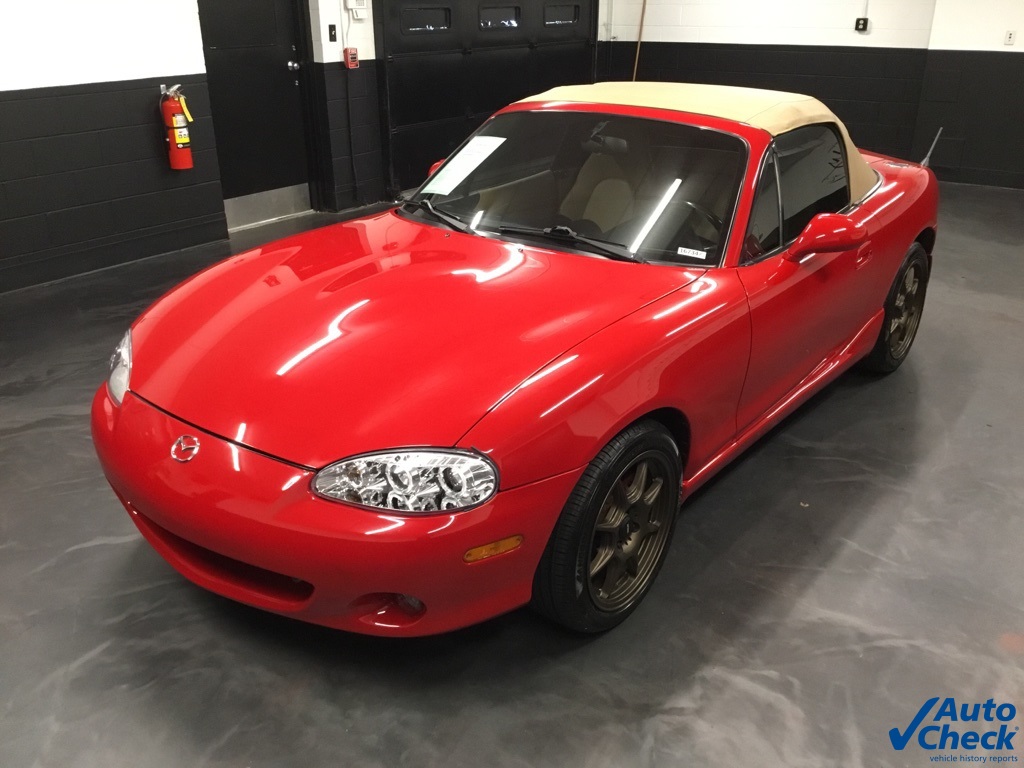 2002 Mazda MX-5 Miata Miata LS photo 17