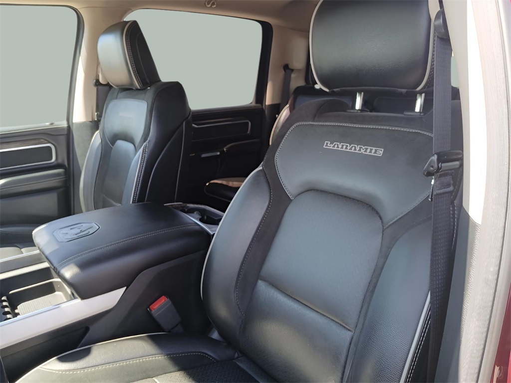 2020 Ram 1500 Laramie photo 16