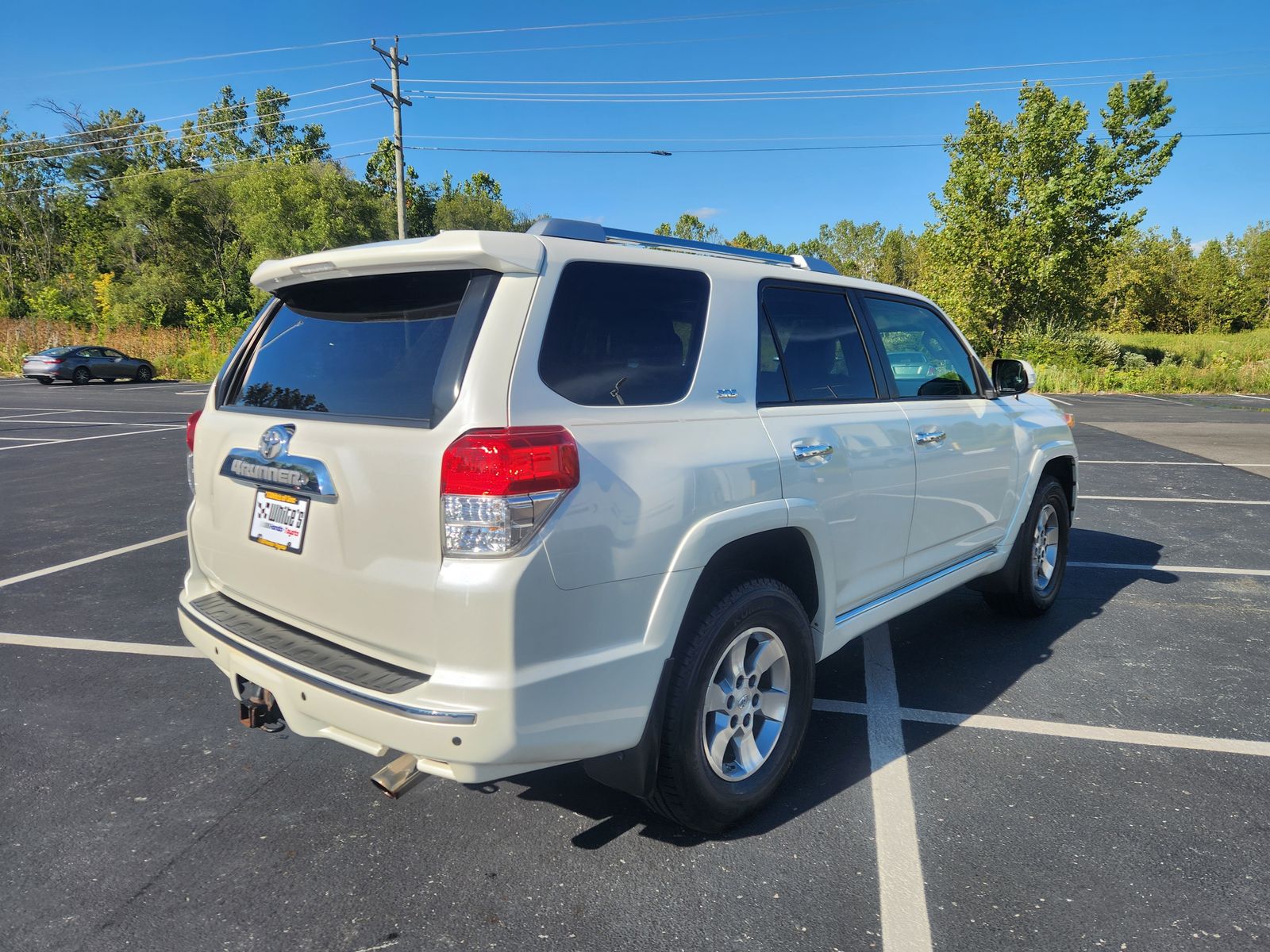 2013 Toyota 4Runner SR5 photo 2