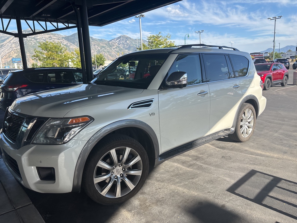 2017 Nissan Armada Platinum photo 5