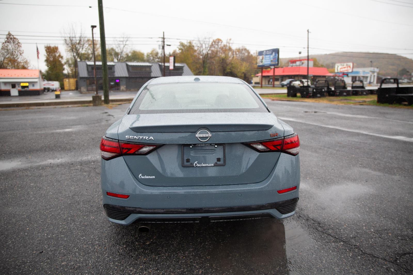 2024 Nissan Sentra SR photo 4