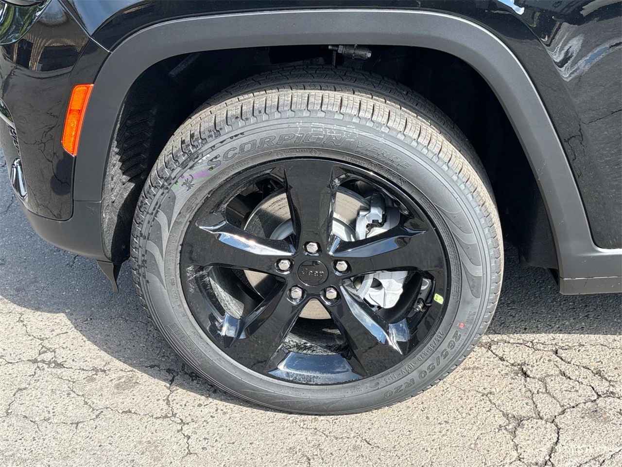 2025 Jeep Grand Cherokee Limited photo 34