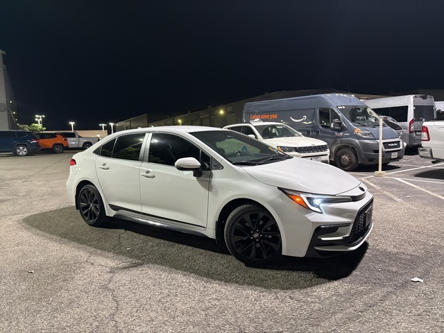 2024 Toyota Corolla SE photo 2